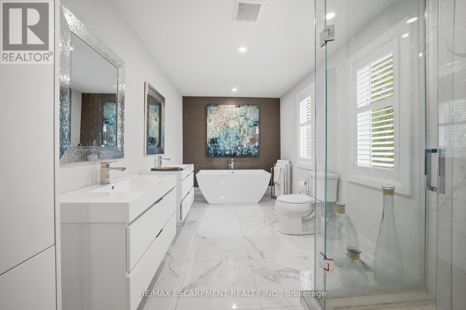 81 FLANDERS DRIVE - 23