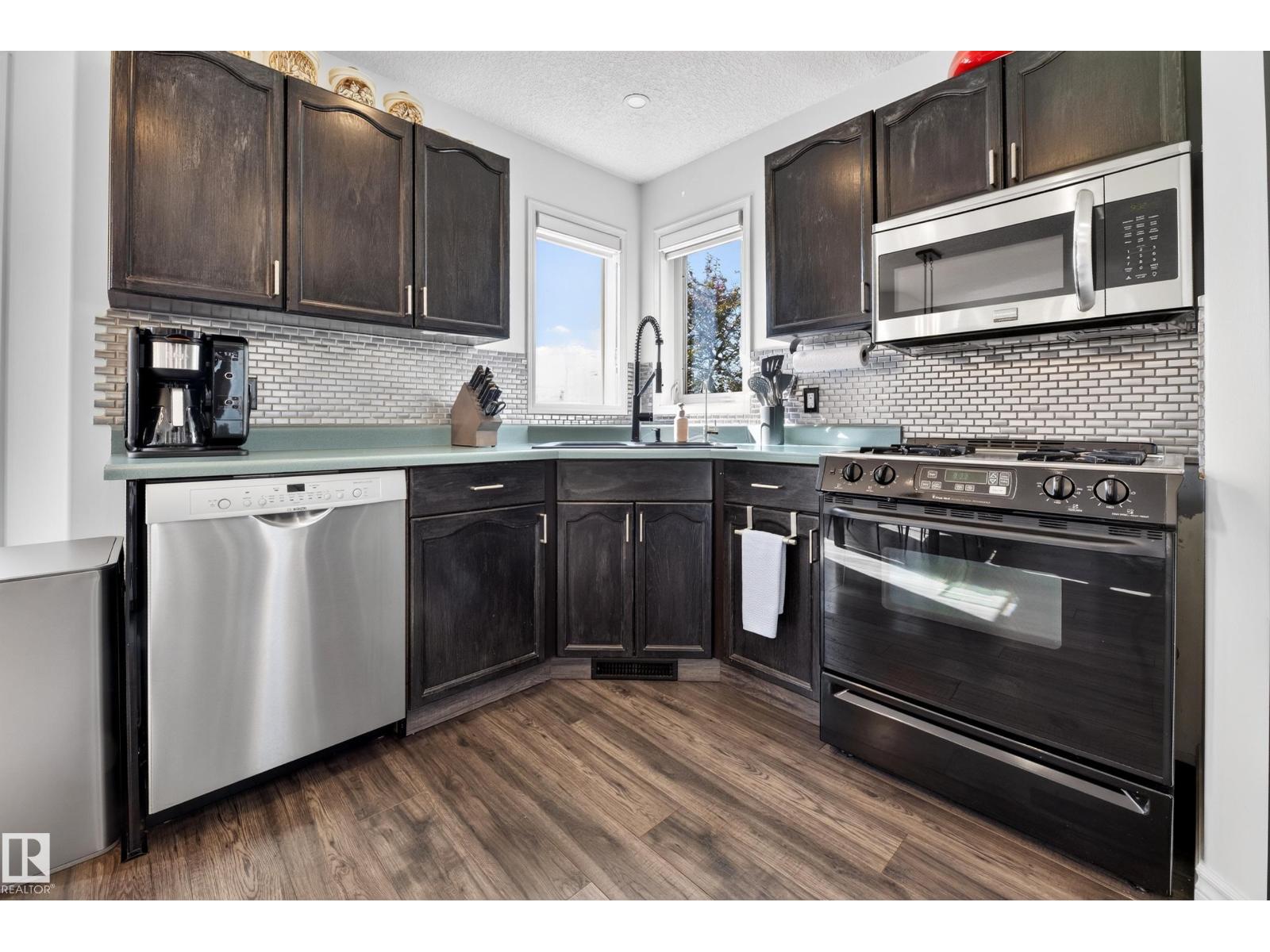 251 RIVER PT NW - 19