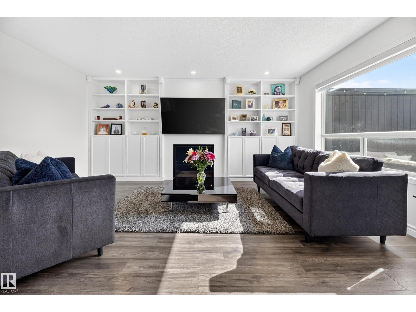 251 RIVER PT NW - 24