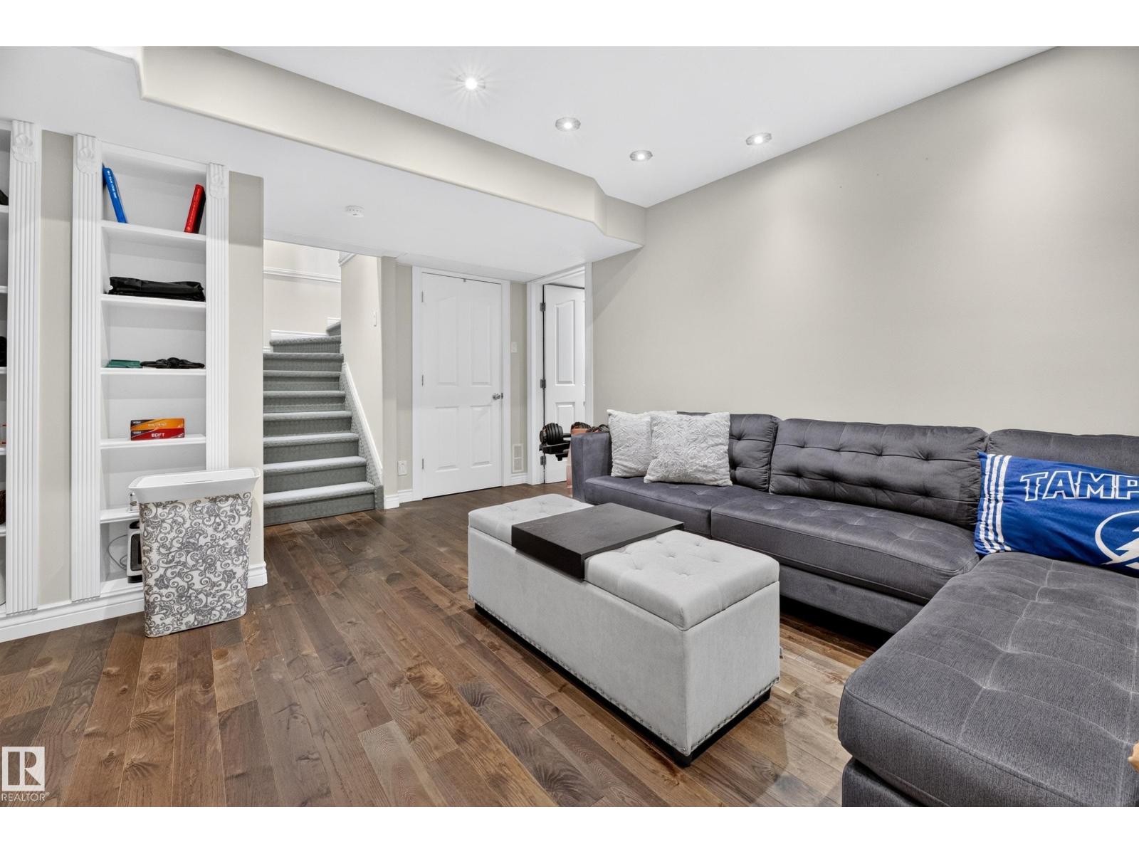 251 RIVER PT NW - 42