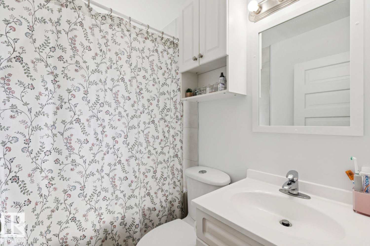 11229 99 AV NW - 13