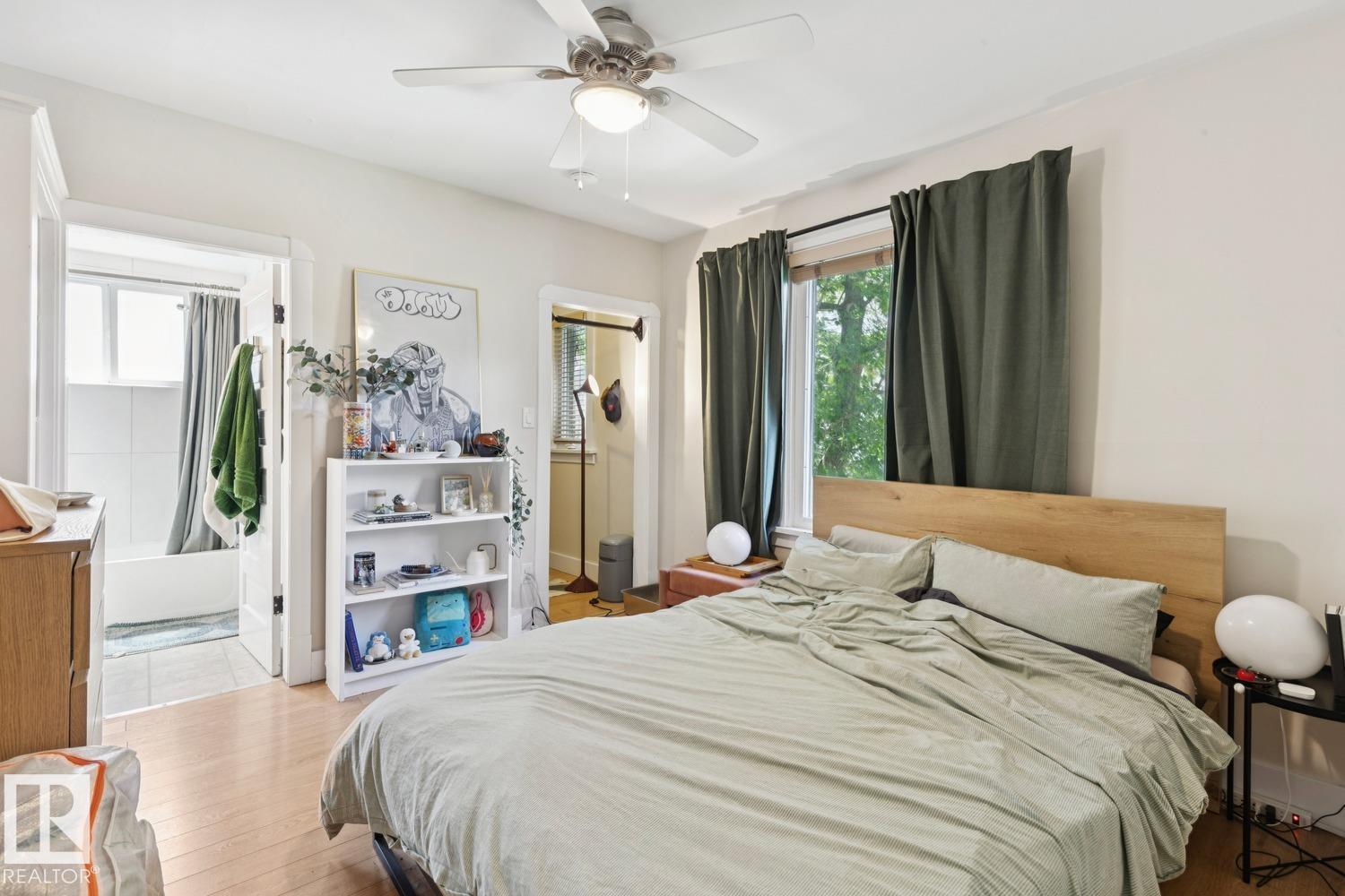 11229 99 AV NW - 21