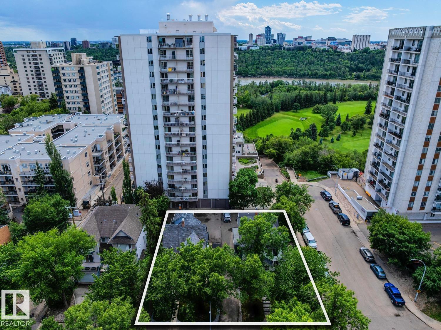 11229 99 AV NW - 4
