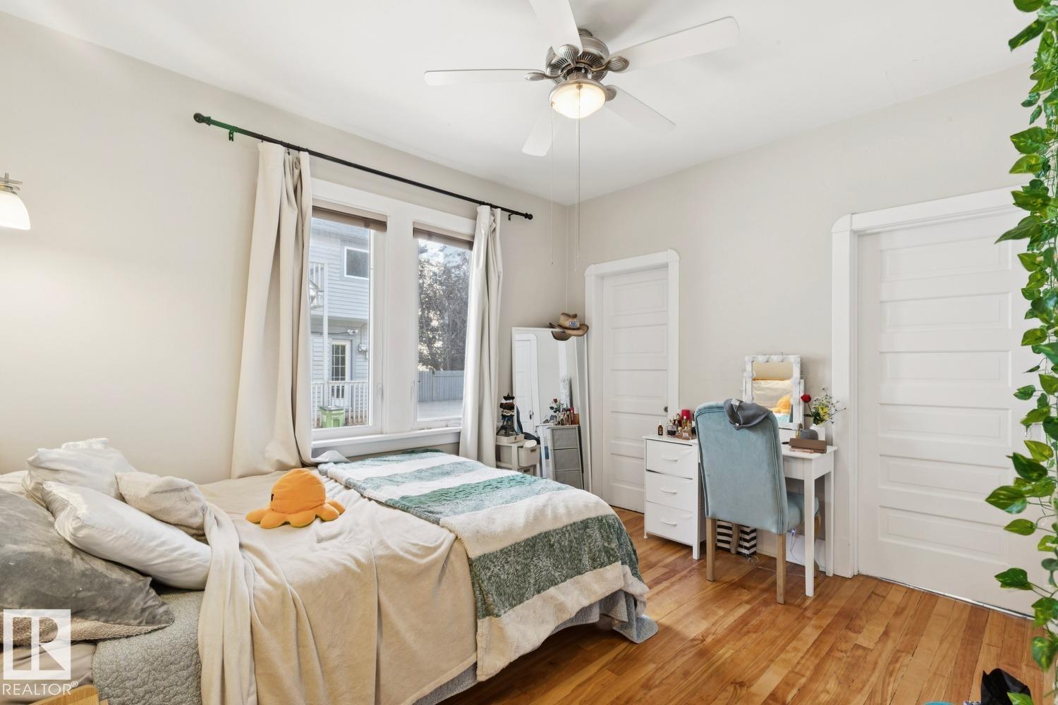 11229 99 AV NW - 12