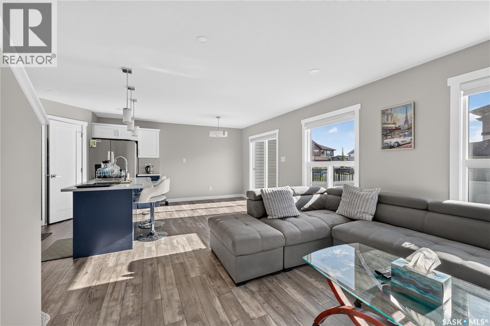4764 Mutrie CRESCENT - 9