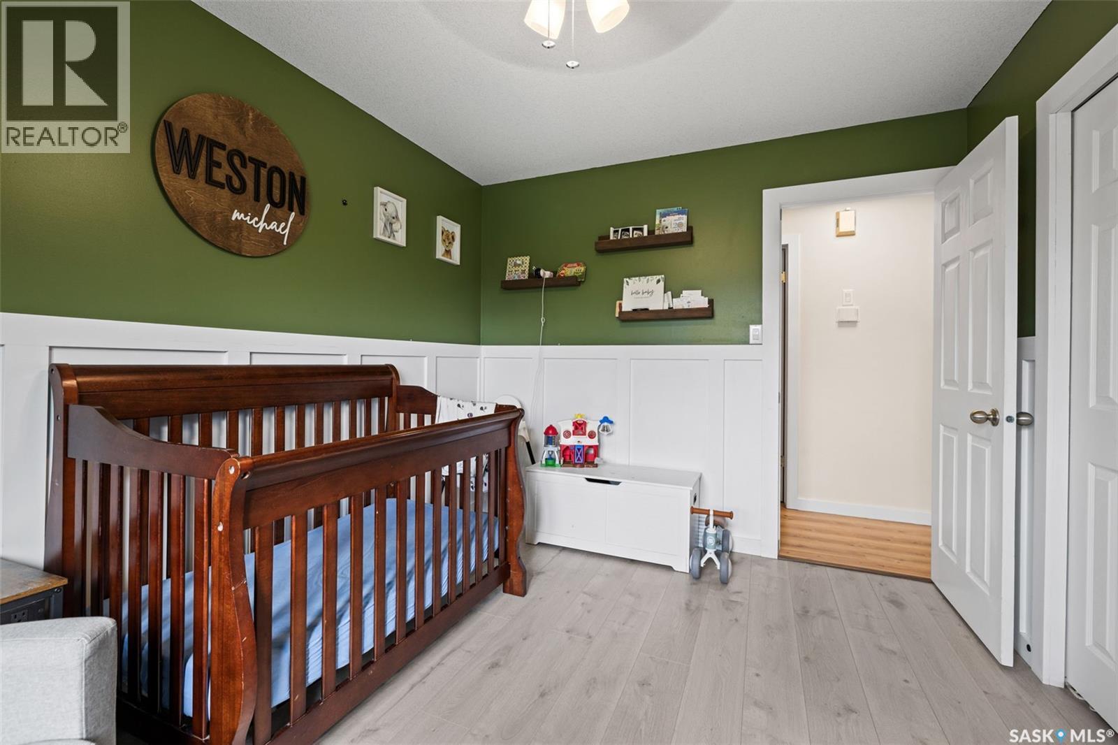 418 Hawkes STREET - 15