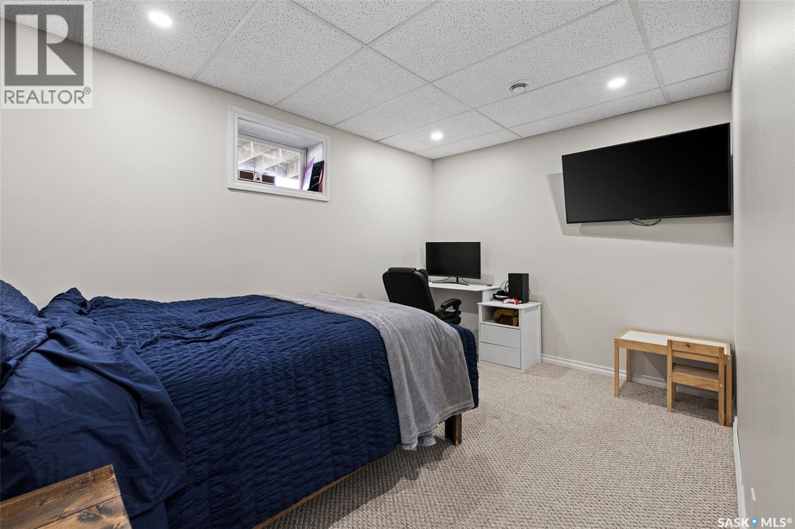 418 Hawkes STREET - 23