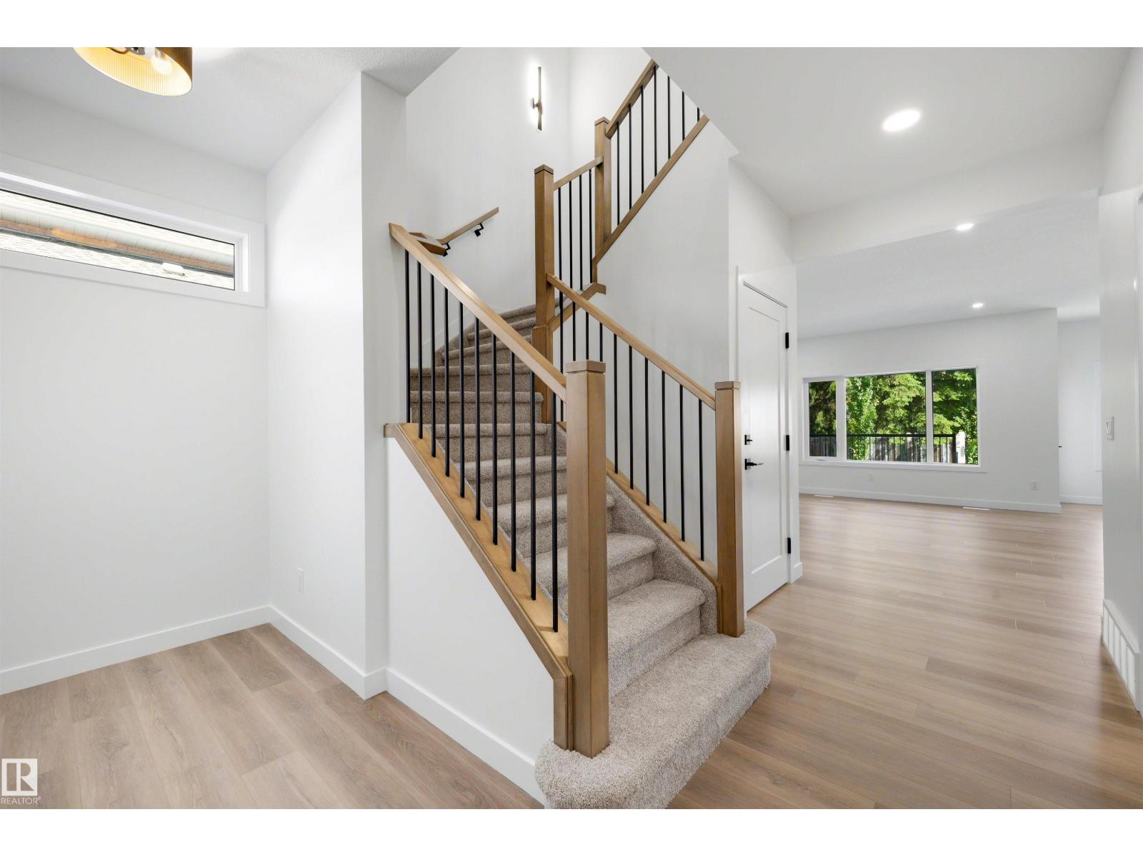 30 ELSINORE PL NW - 4
