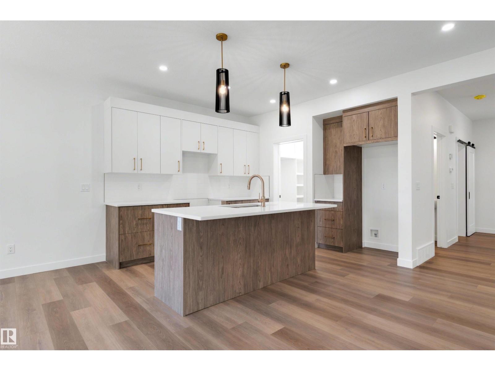 30 ELSINORE PL NW - 9
