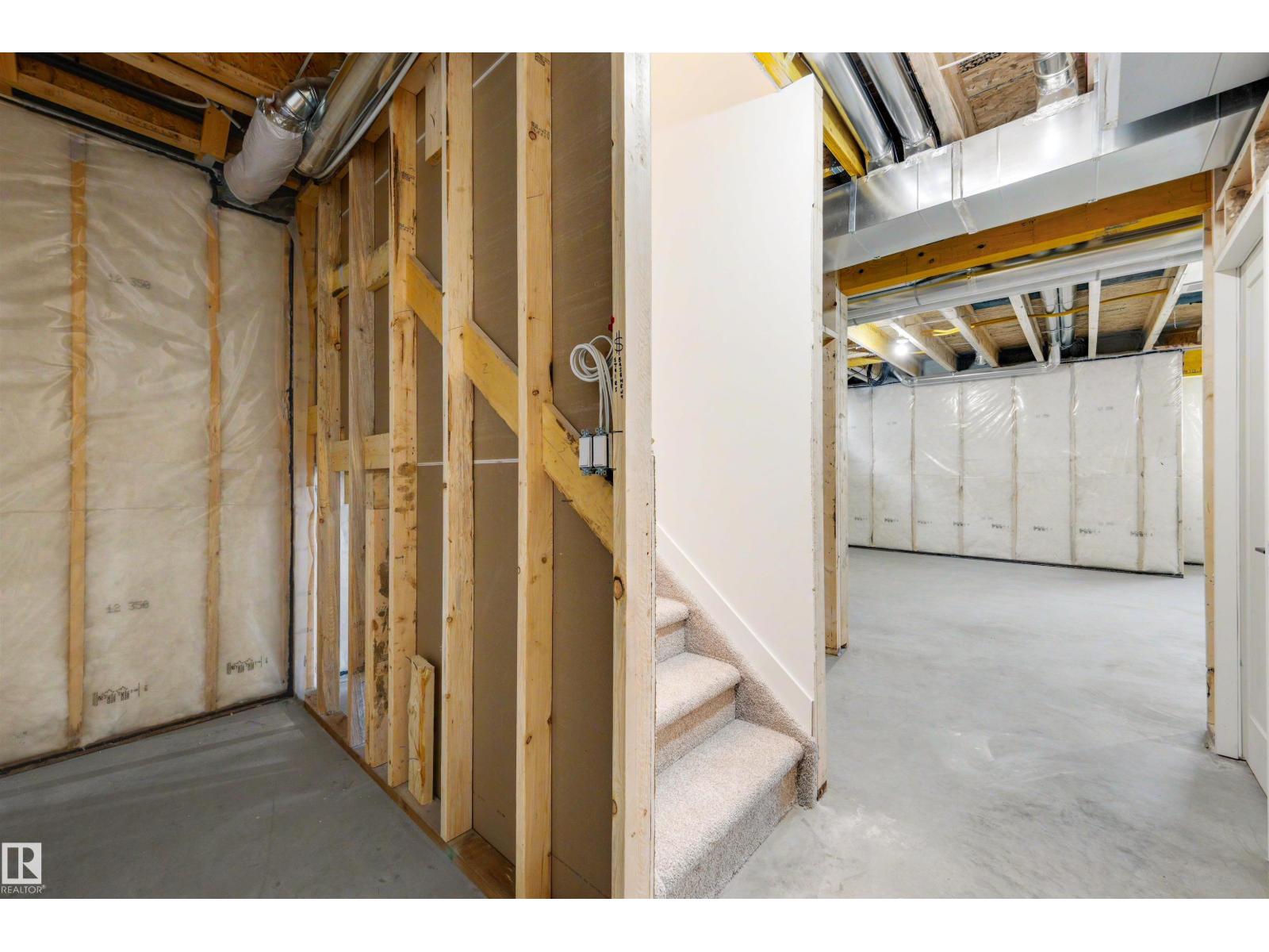 30 ELSINORE PL NW - 32