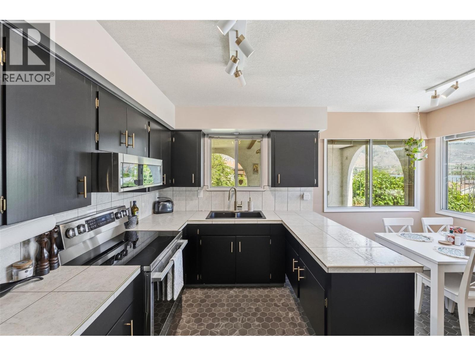 8405 87th Street - 31