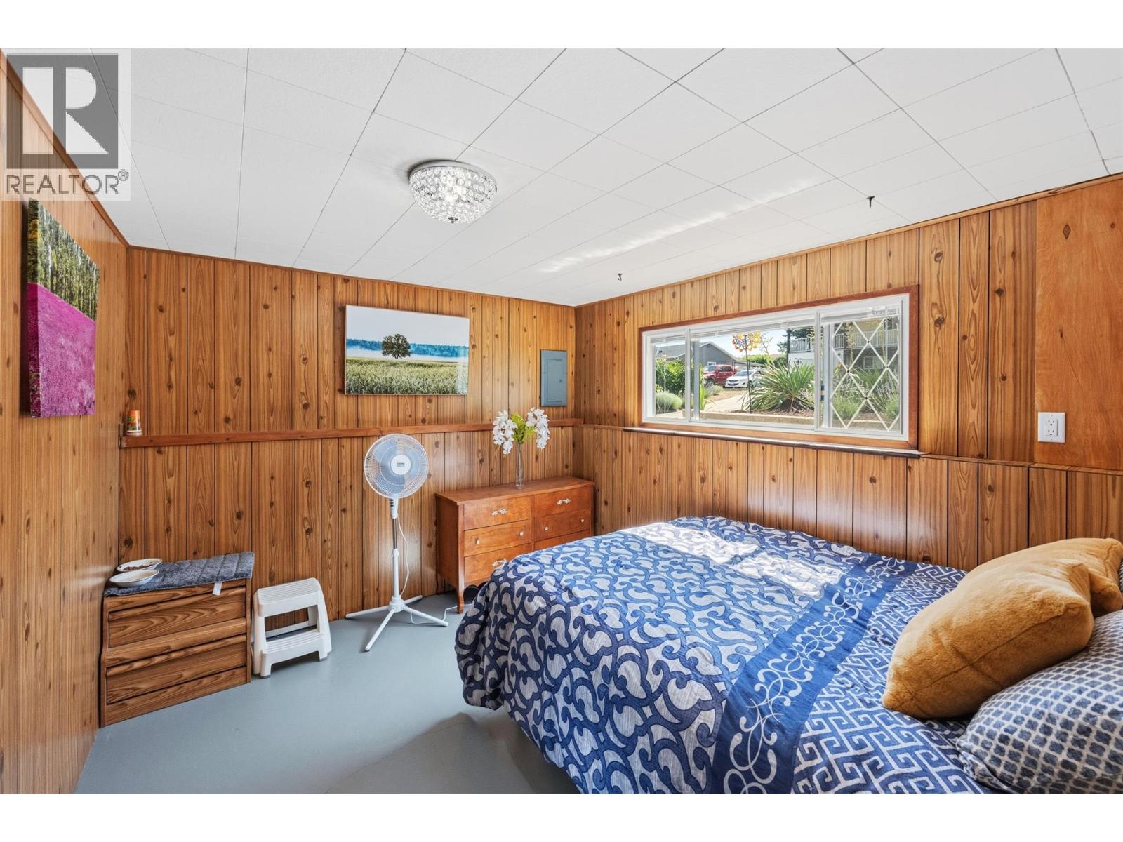 8405 87th Street - 25