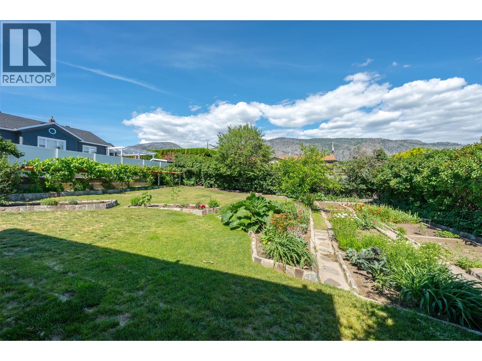 8405 87th Street - 85