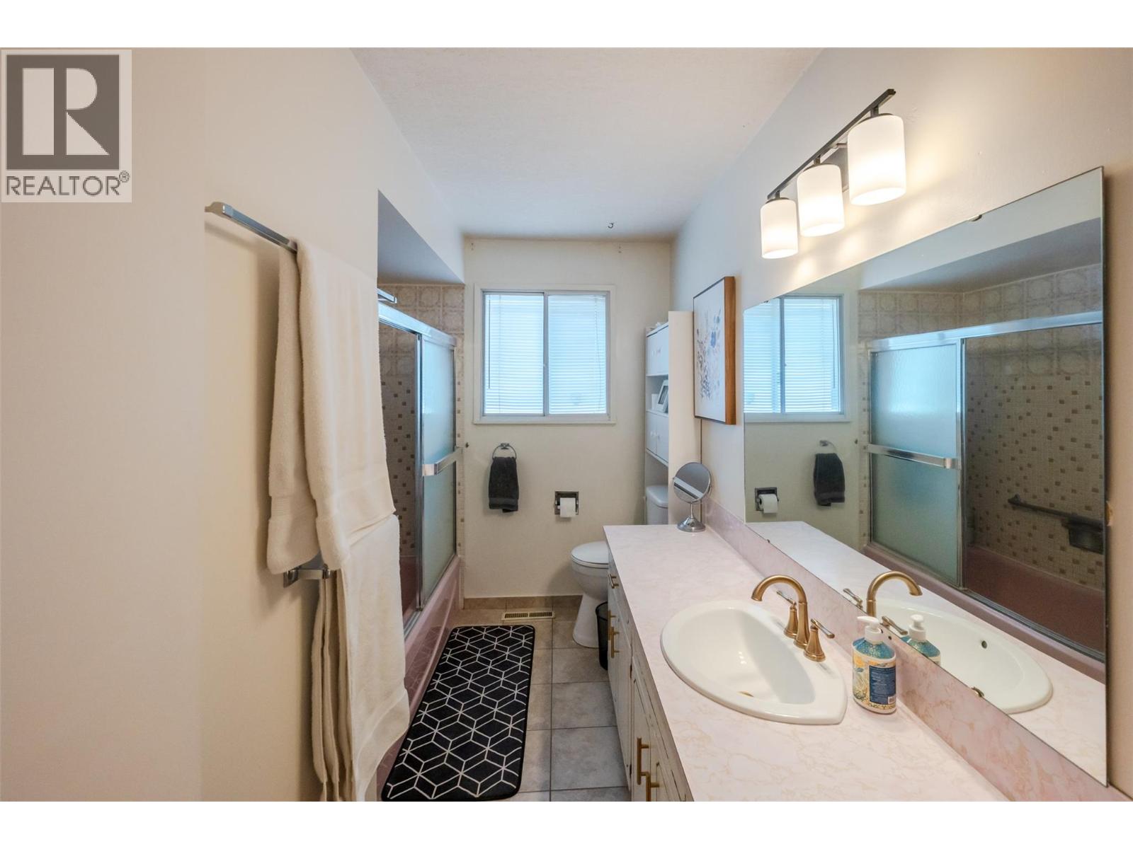 8405 87th Street - 46