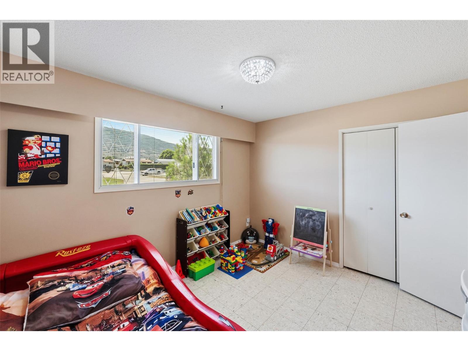 8405 87th Street - 50