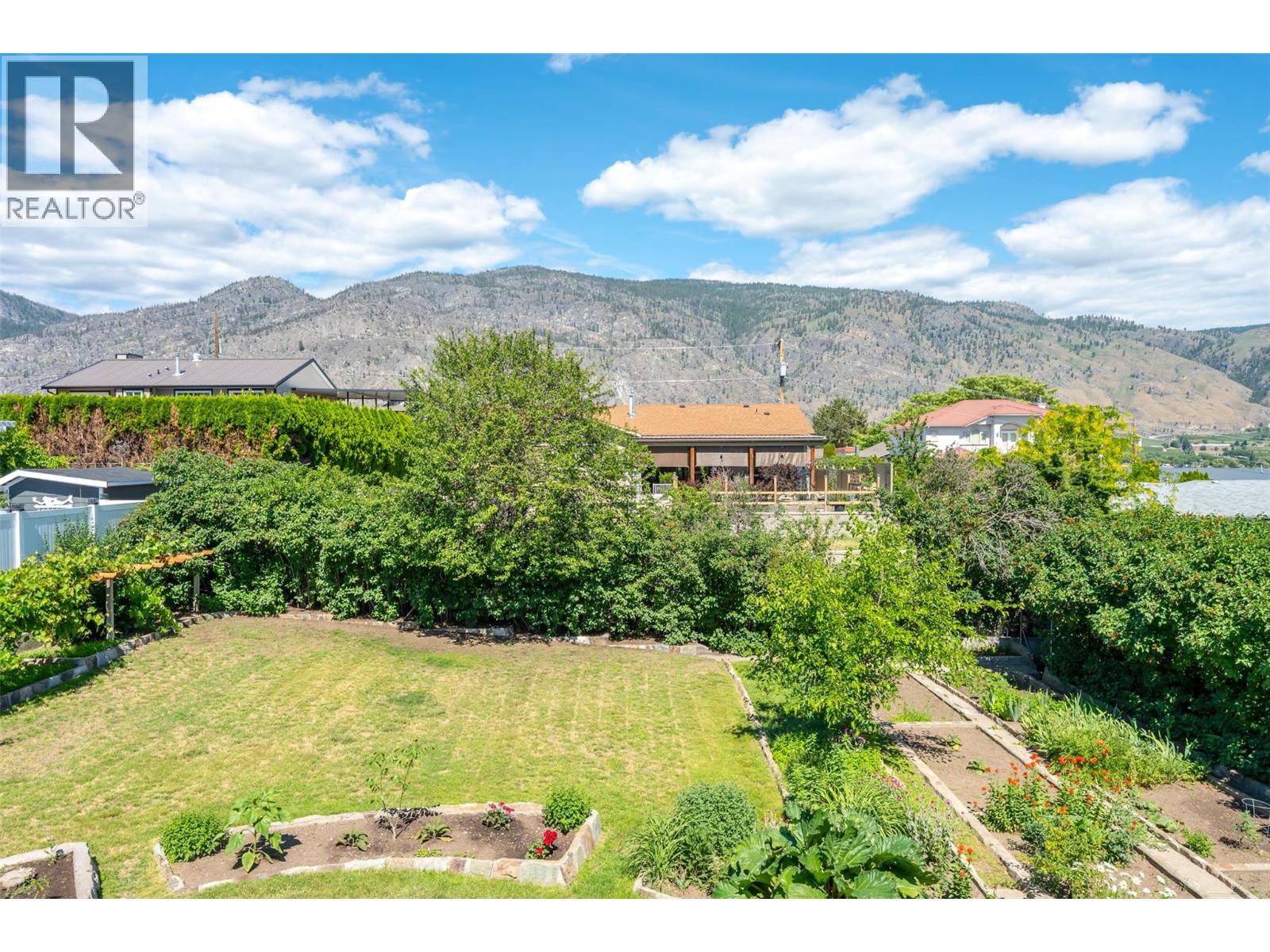 8405 87th Street - 71