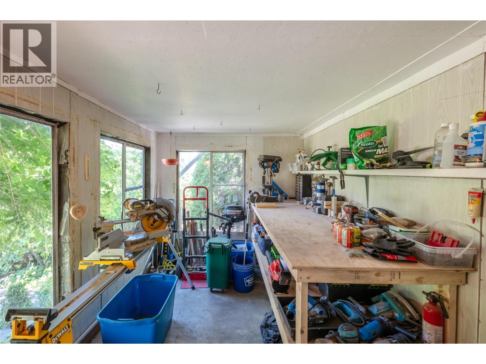 8405 87th Street - 98
