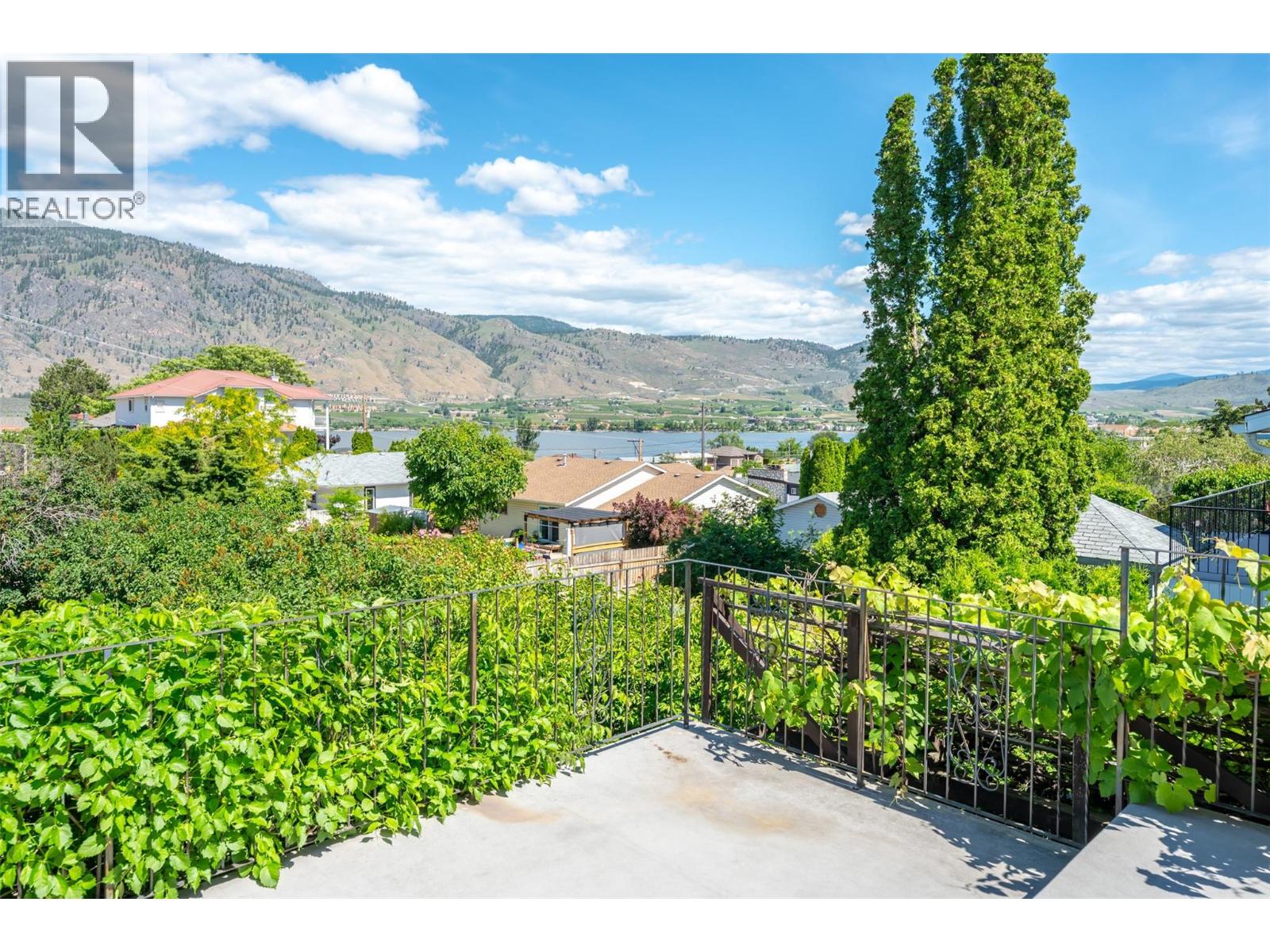 8405 87th Street - 83
