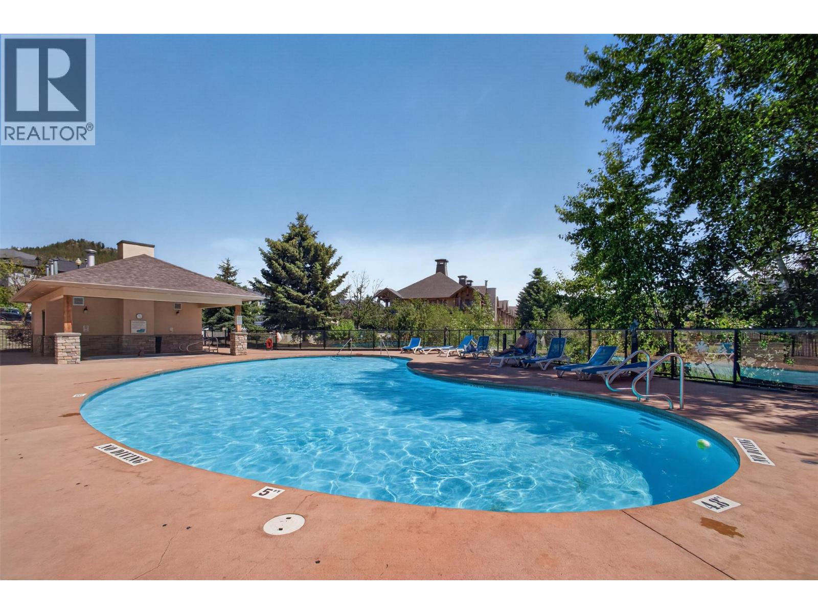 #208 2551 Shoreline Drive - 27