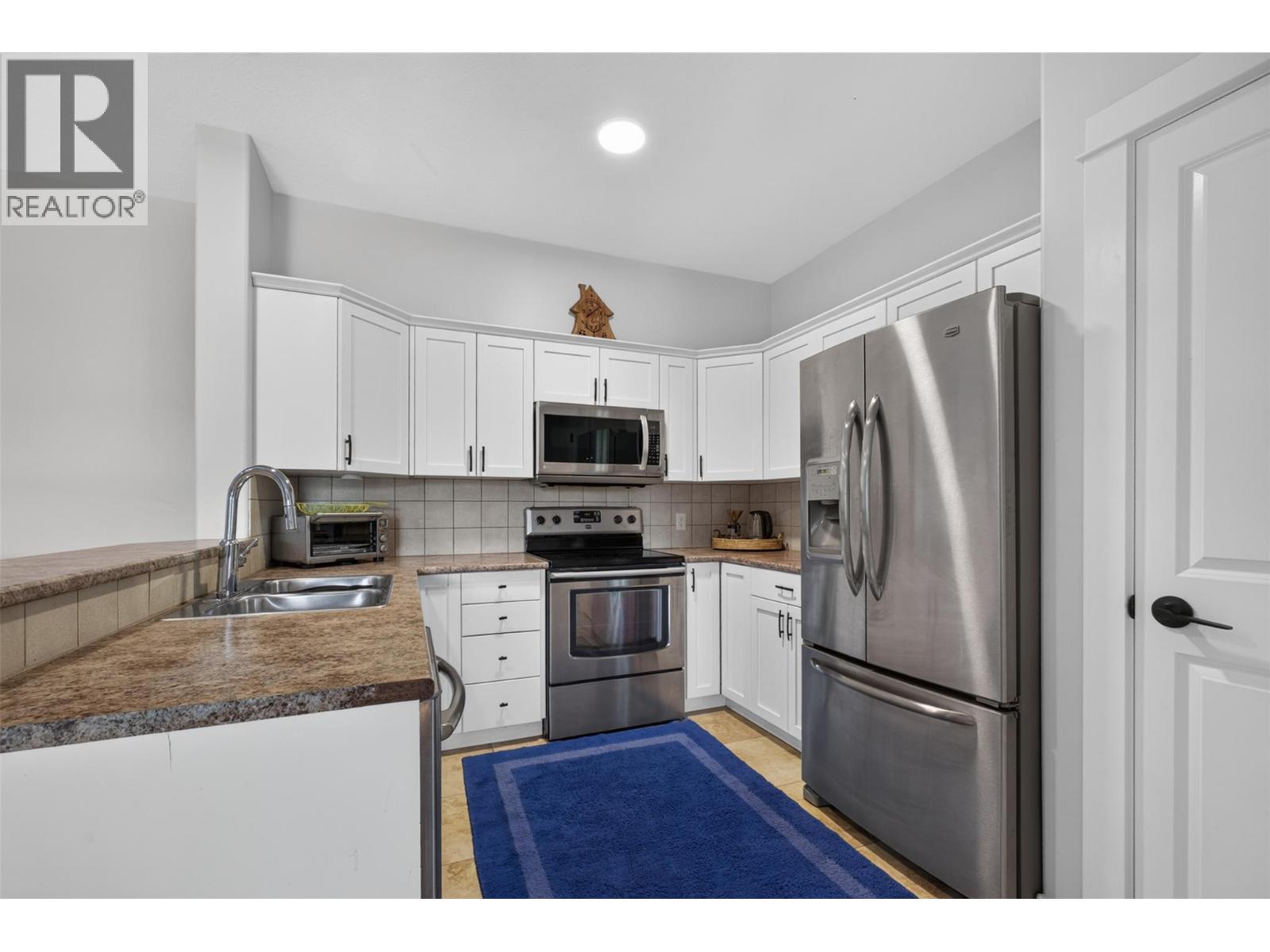 #208 2551 Shoreline Drive - 5