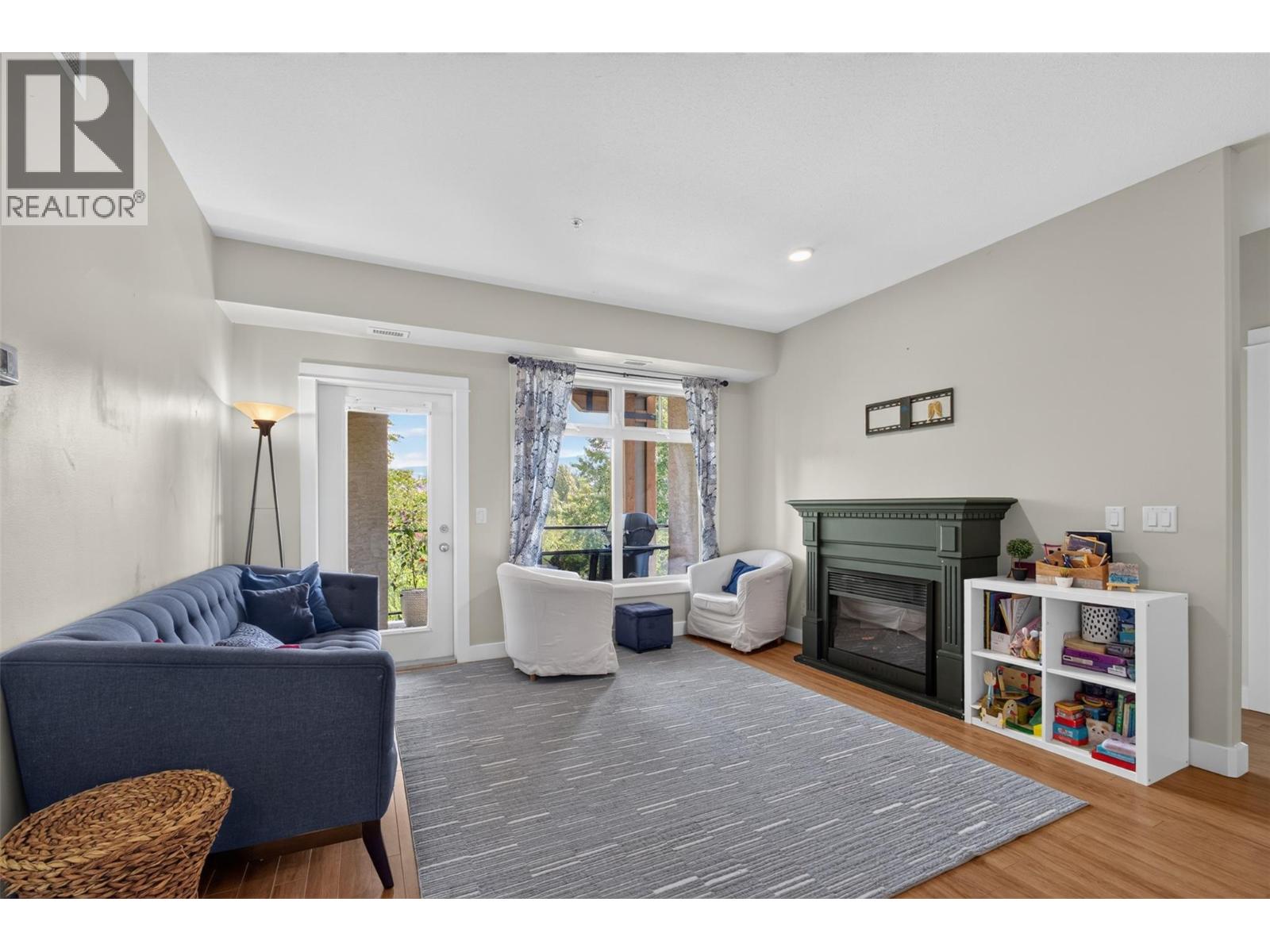 #208 2551 Shoreline Drive - 9