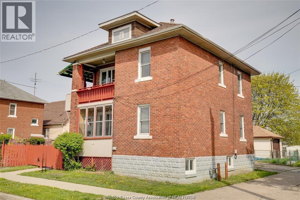 1238-1240 NIAGARA STREET - 1