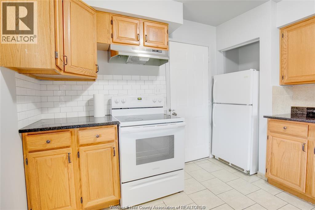 1238-1240 NIAGARA STREET - 15