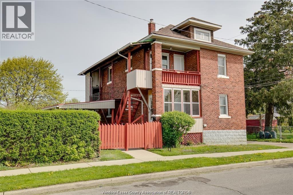 1238-1240 NIAGARA STREET - 2