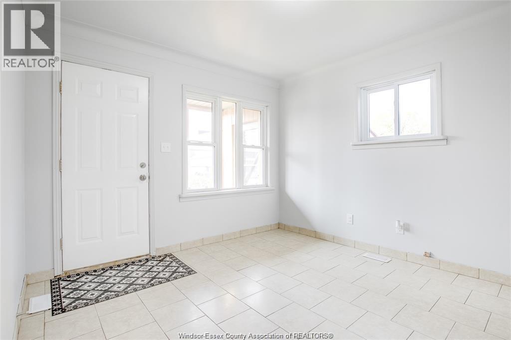 1238-1240 NIAGARA STREET - 5