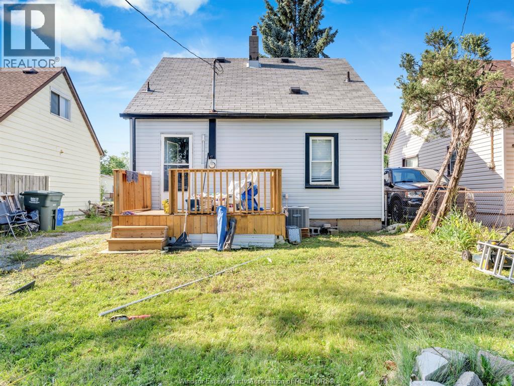 643 CHARLES STREET - 5