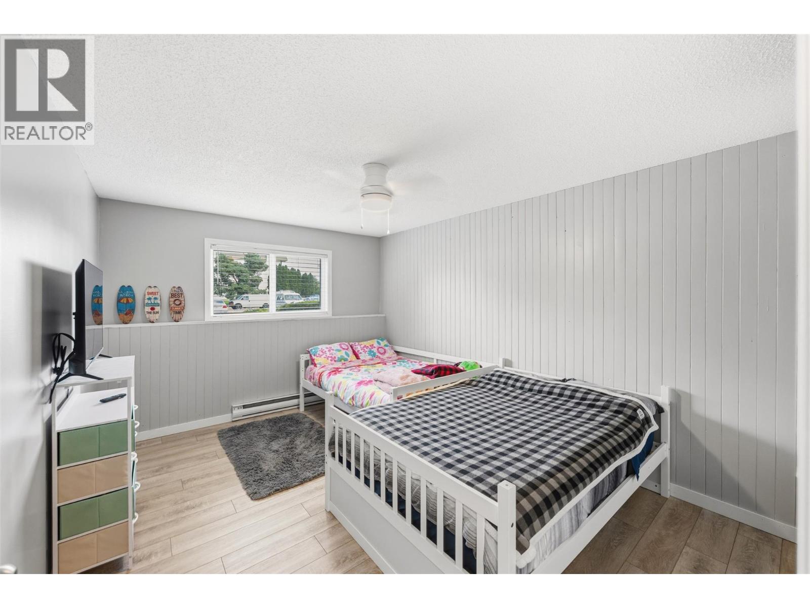 #104 110 Skaha Place - 28