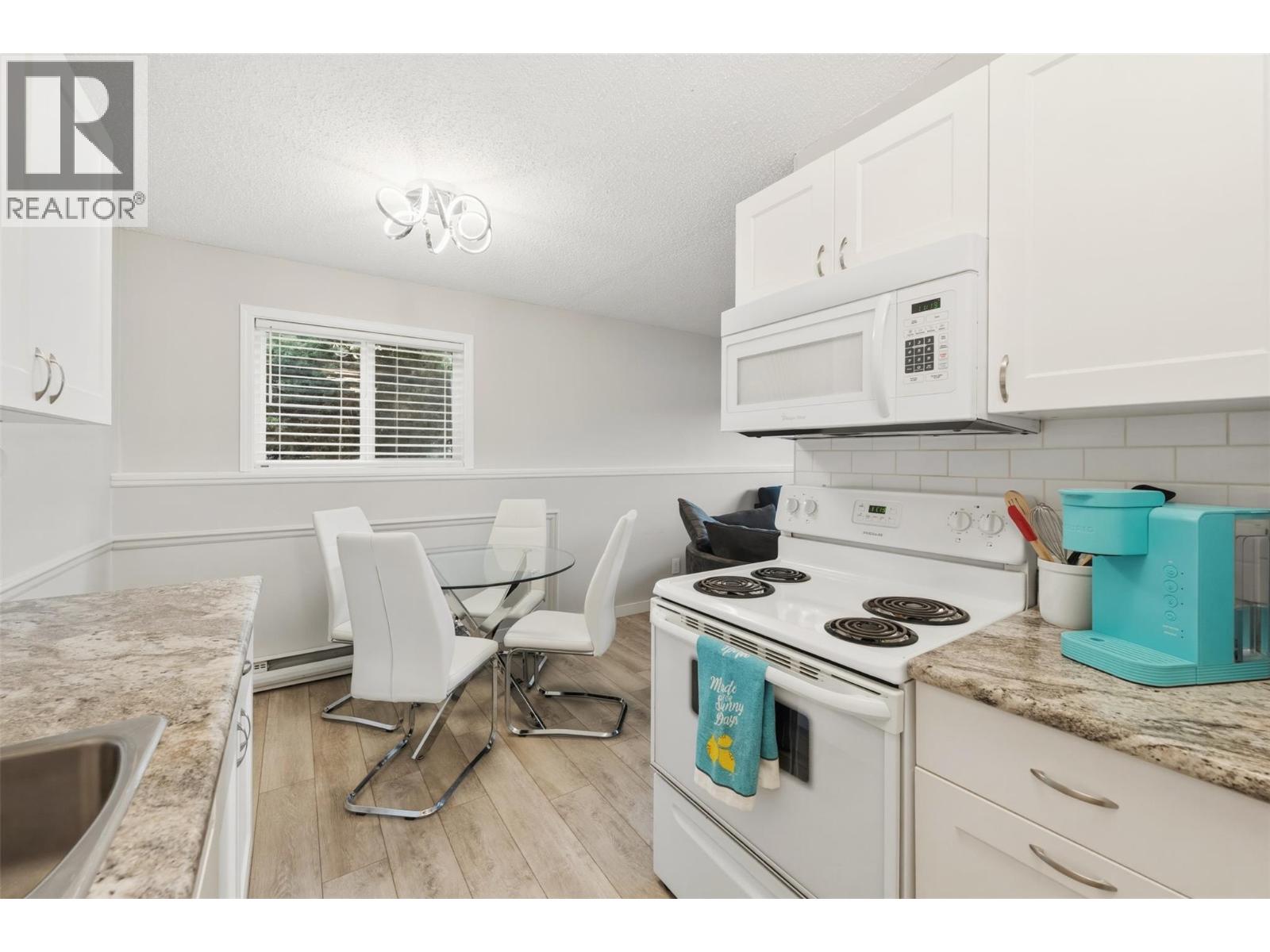 #104 110 Skaha Place - 24