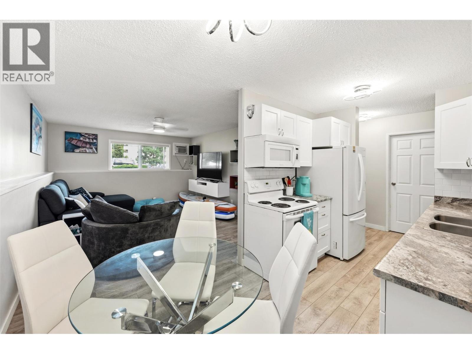#104 110 Skaha Place - 19