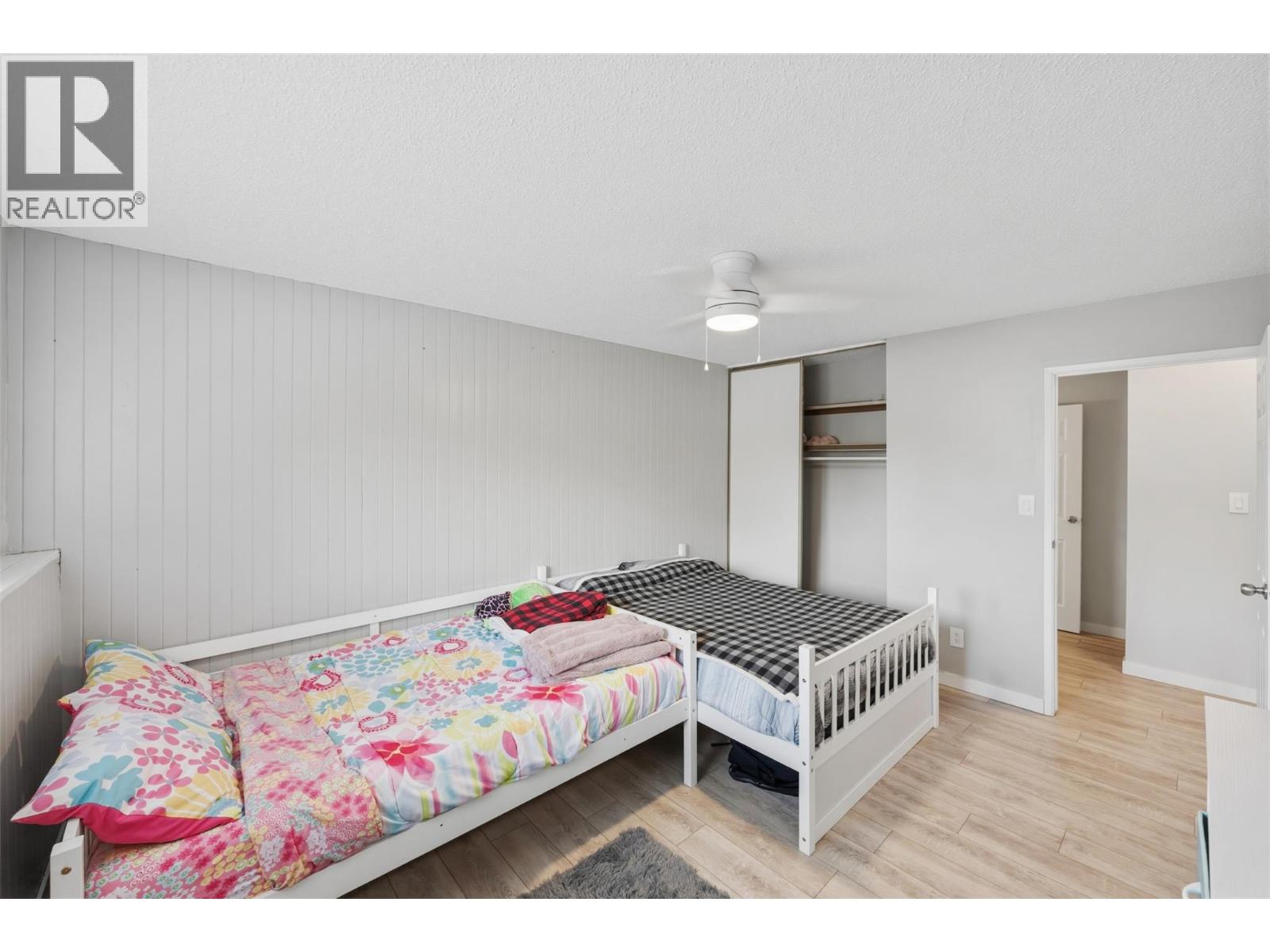 #104 110 Skaha Place - 31