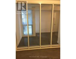519 - 9201 Yonge Street, Richmond Hill, ON L4C6Z2 Photo 12