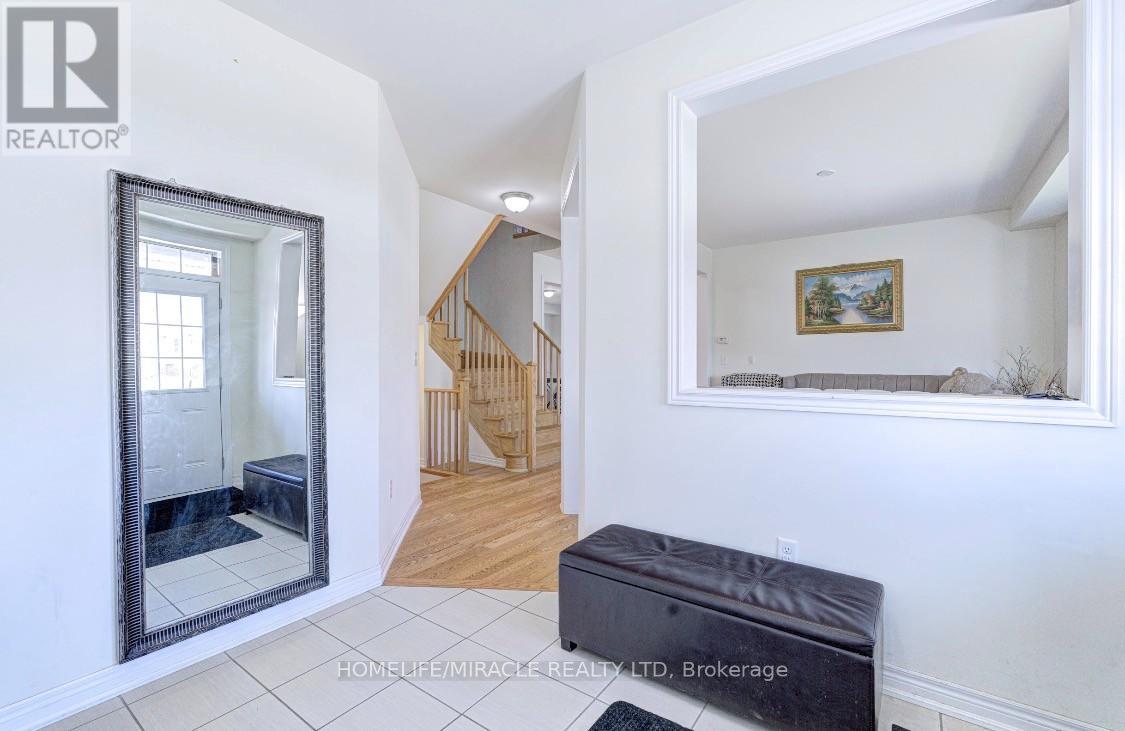 566 BRISDALE DRIVE - 5