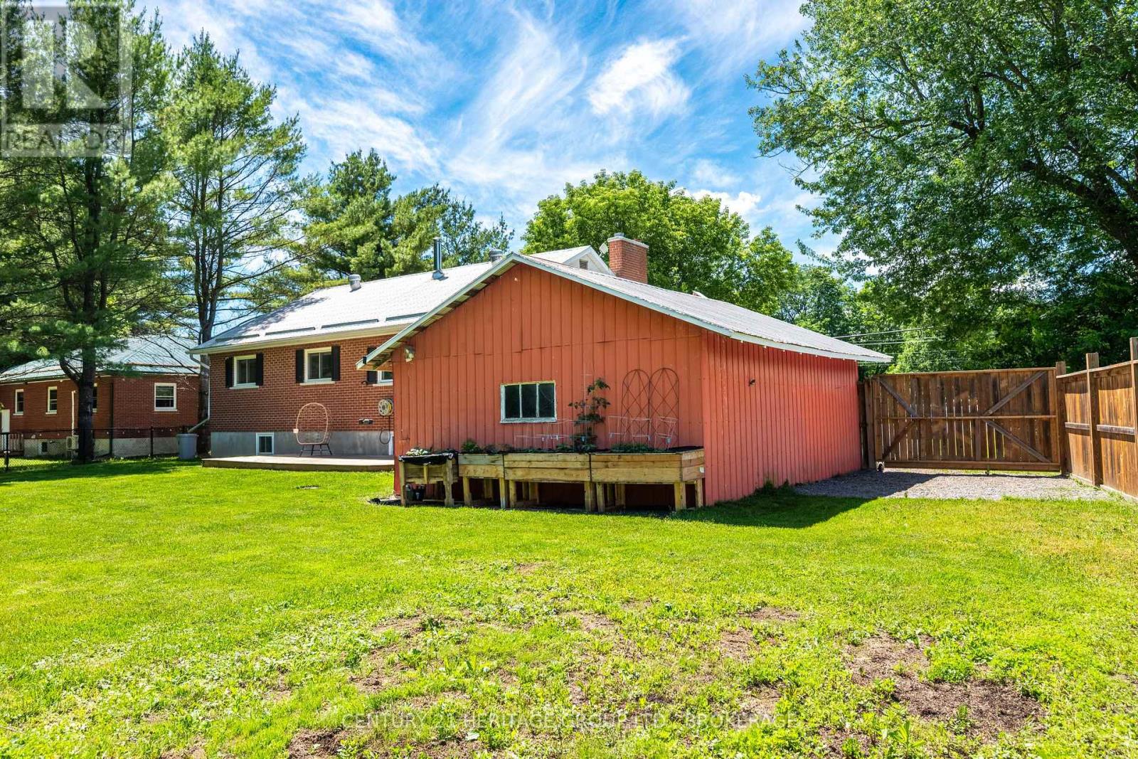 471 LYNDHURST ROAD - Image 9