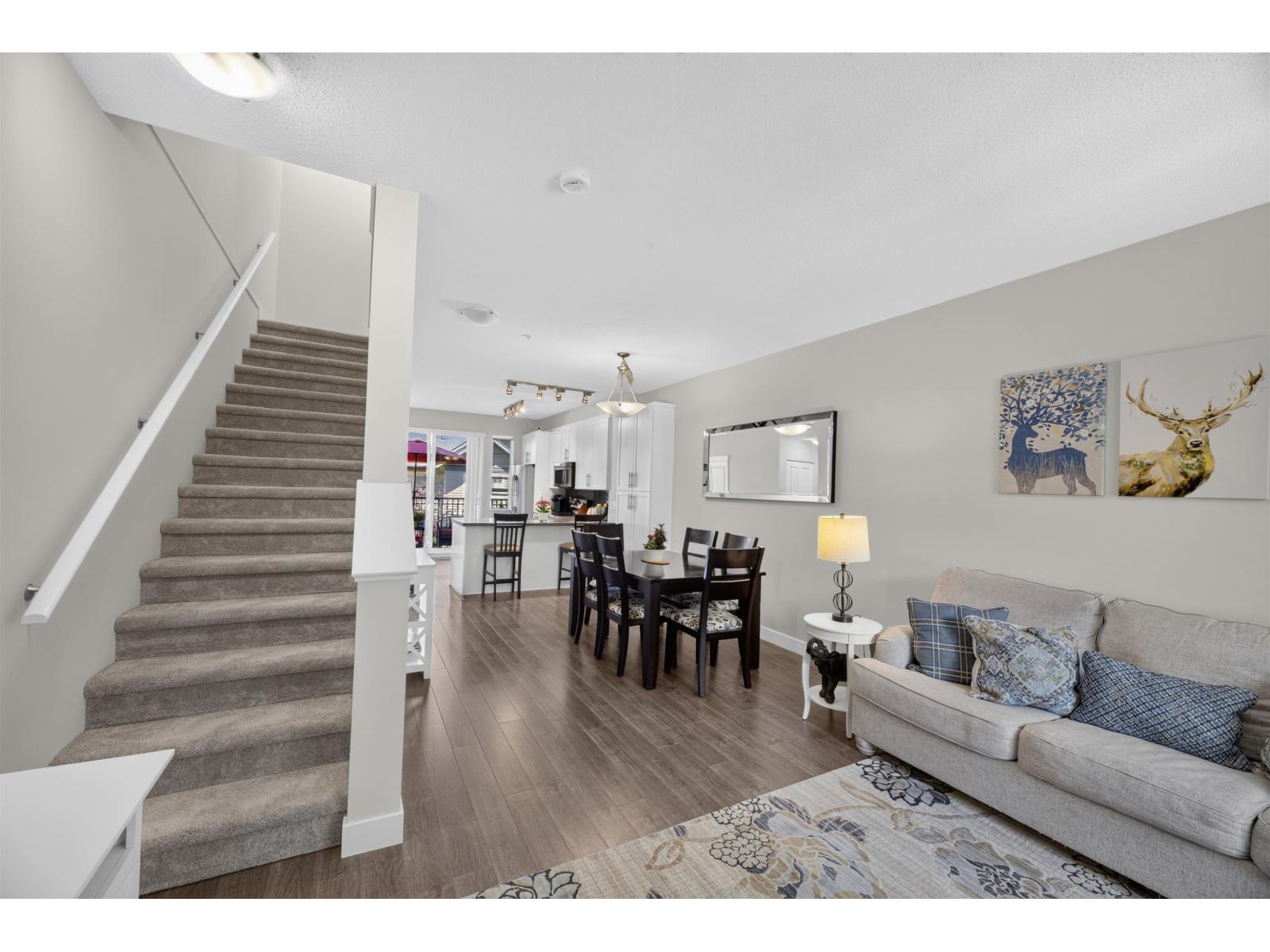 10 4967 220 STREET, Langley