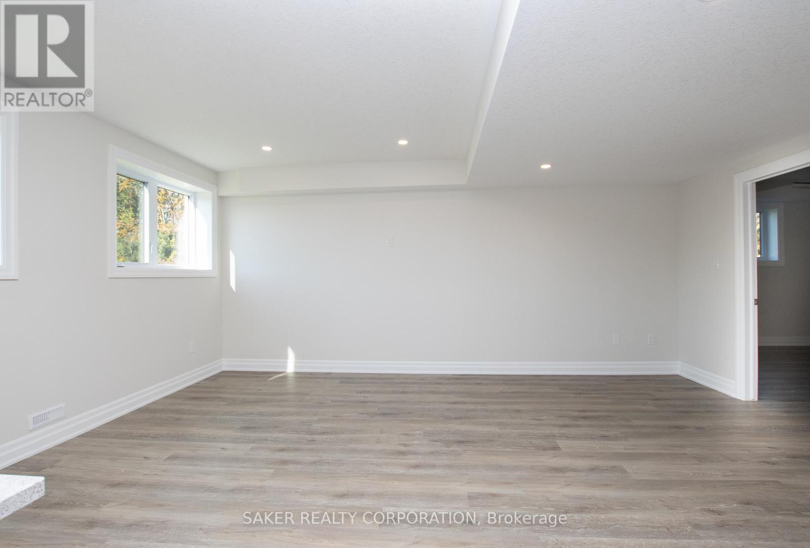 540 REGENT STREET - 40