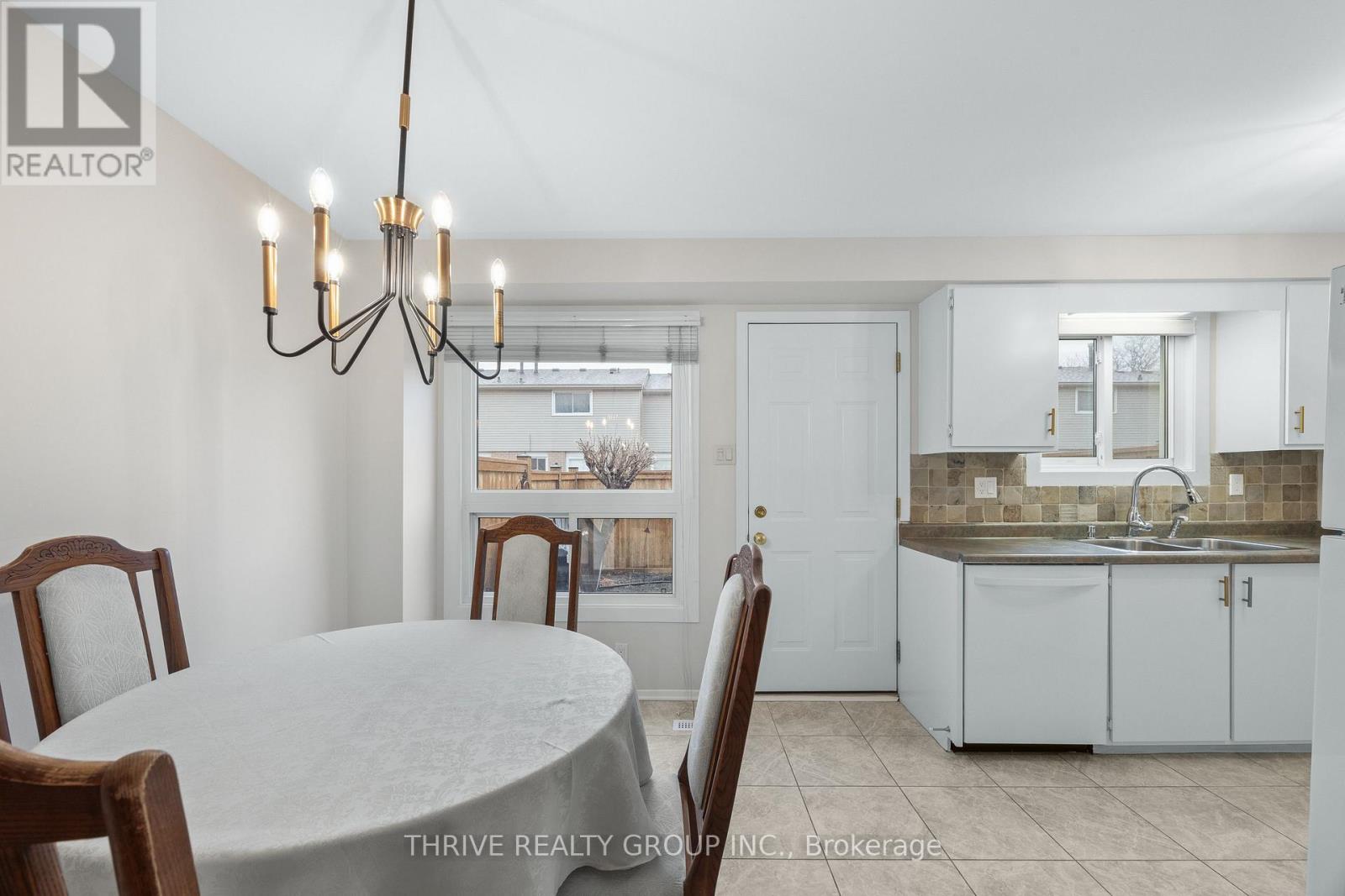 #12 210 CARLYLE DRIVE - 1