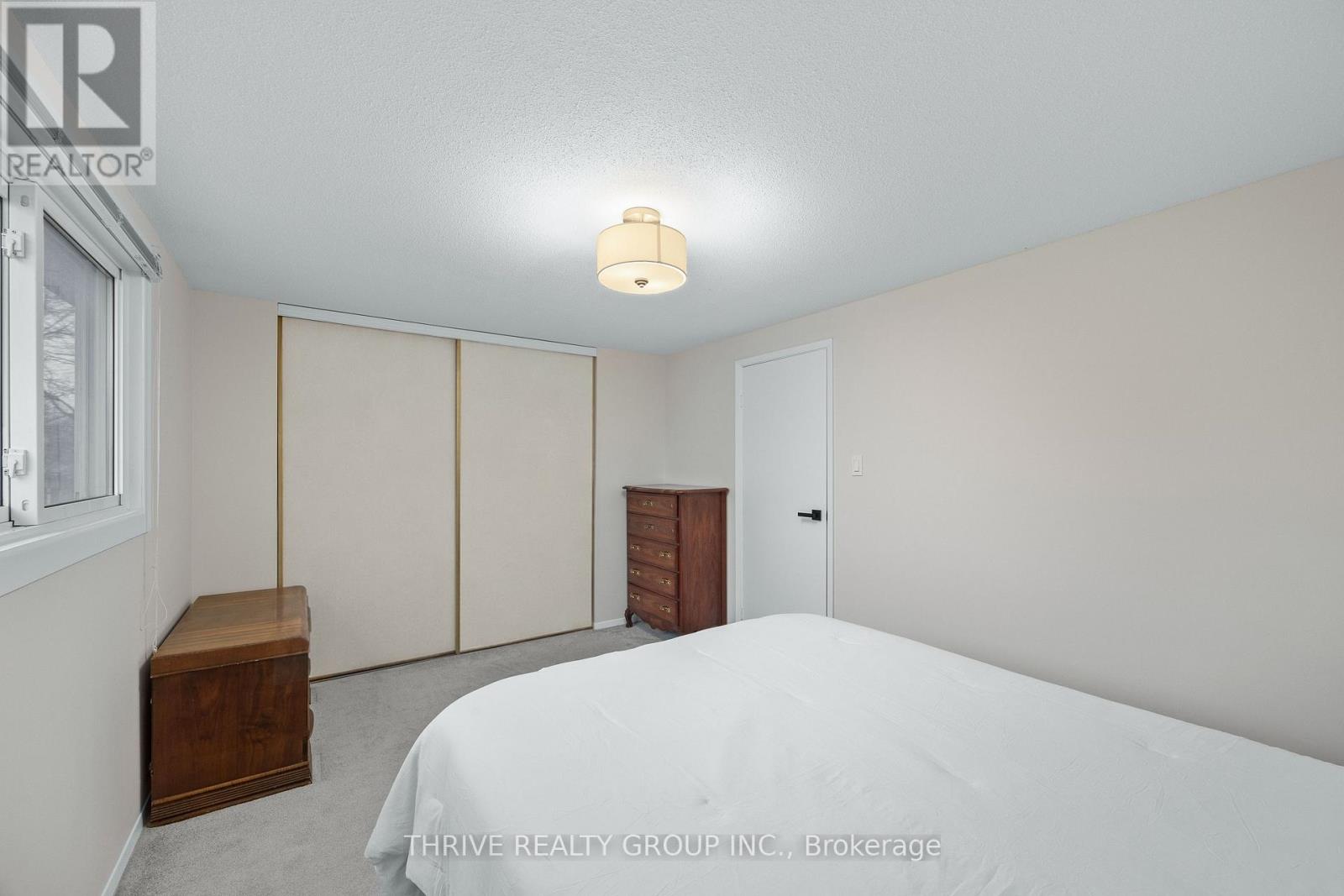 #12 210 CARLYLE DRIVE - 13