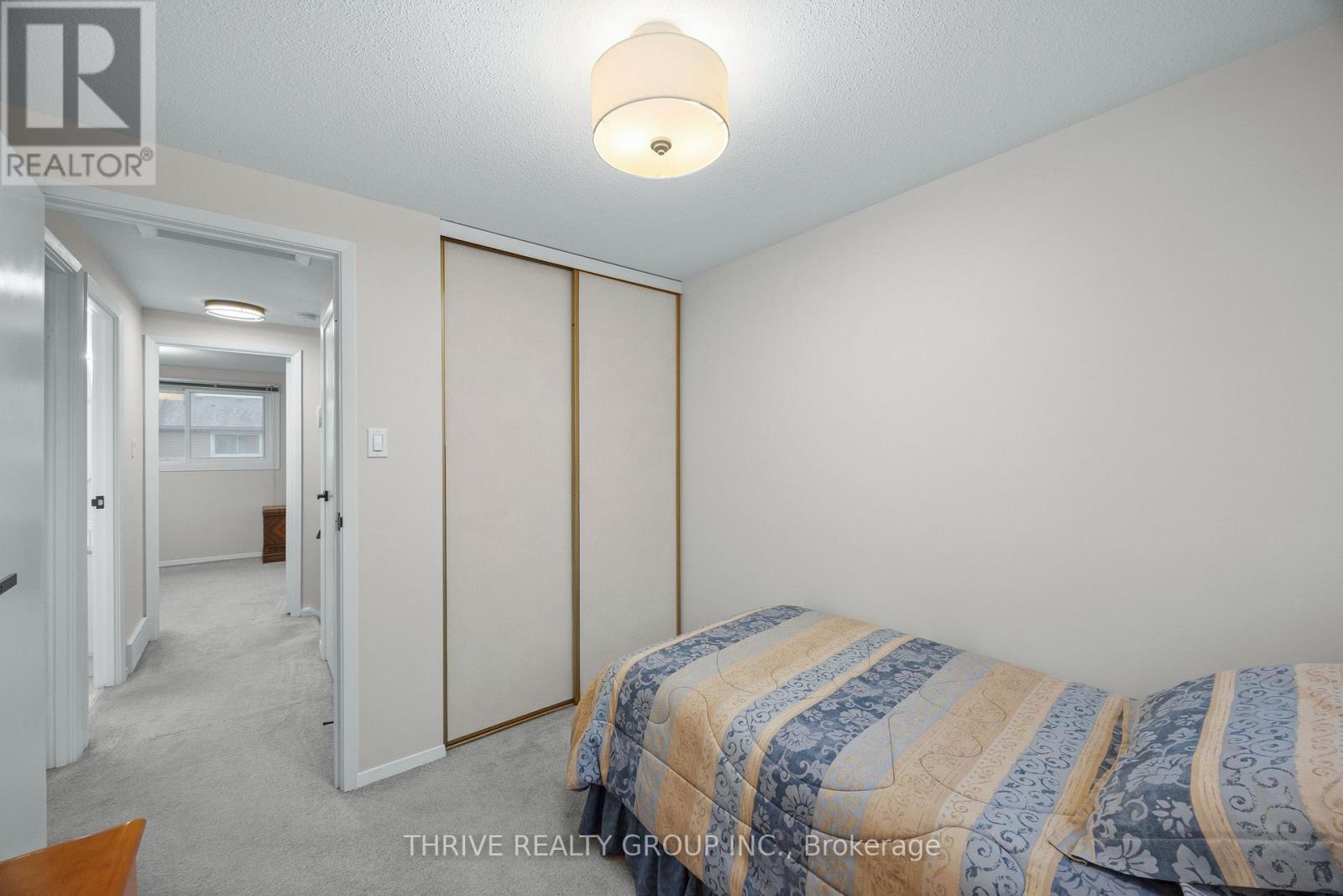 #12 210 CARLYLE DRIVE - 17