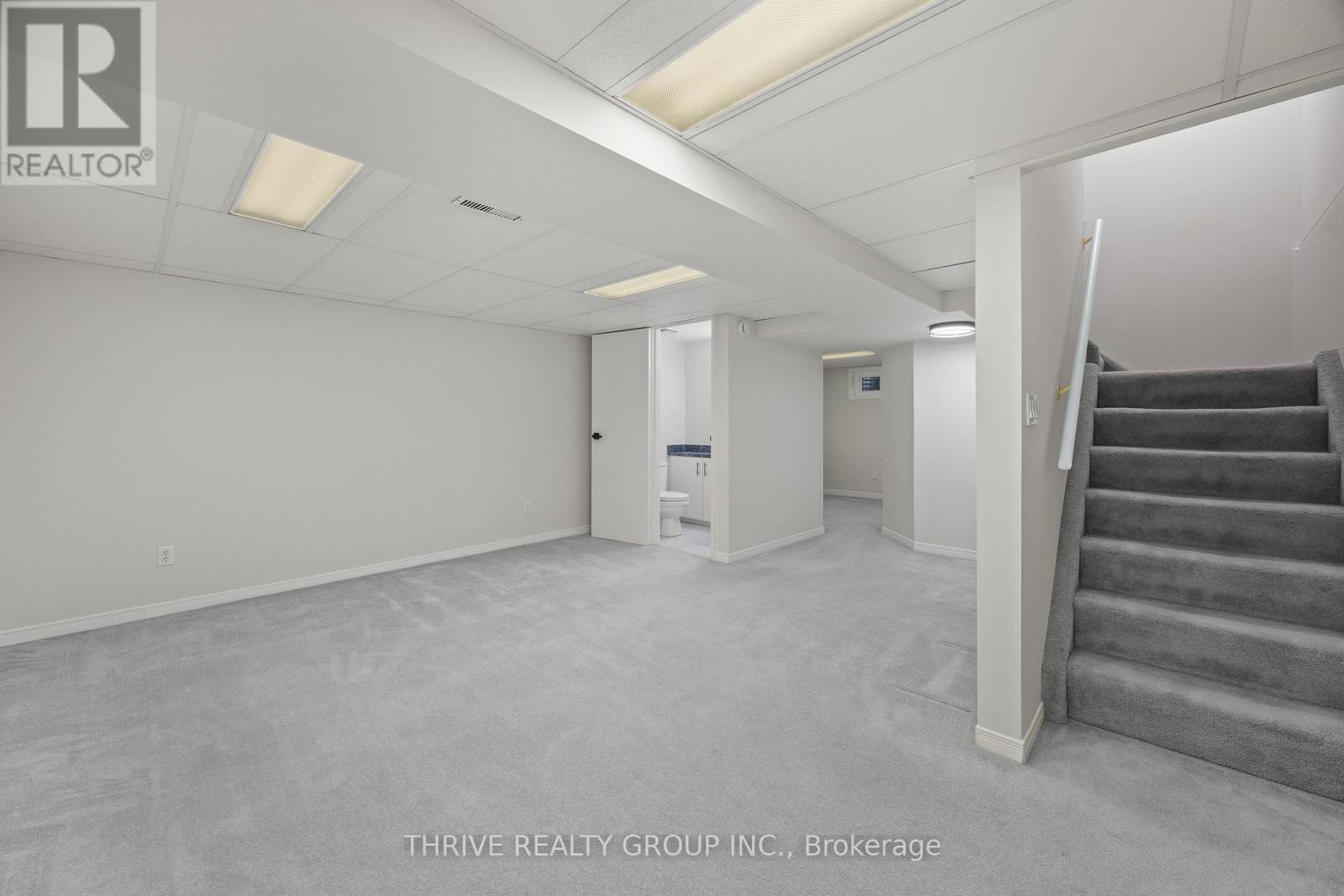 #12 210 CARLYLE DRIVE - 19