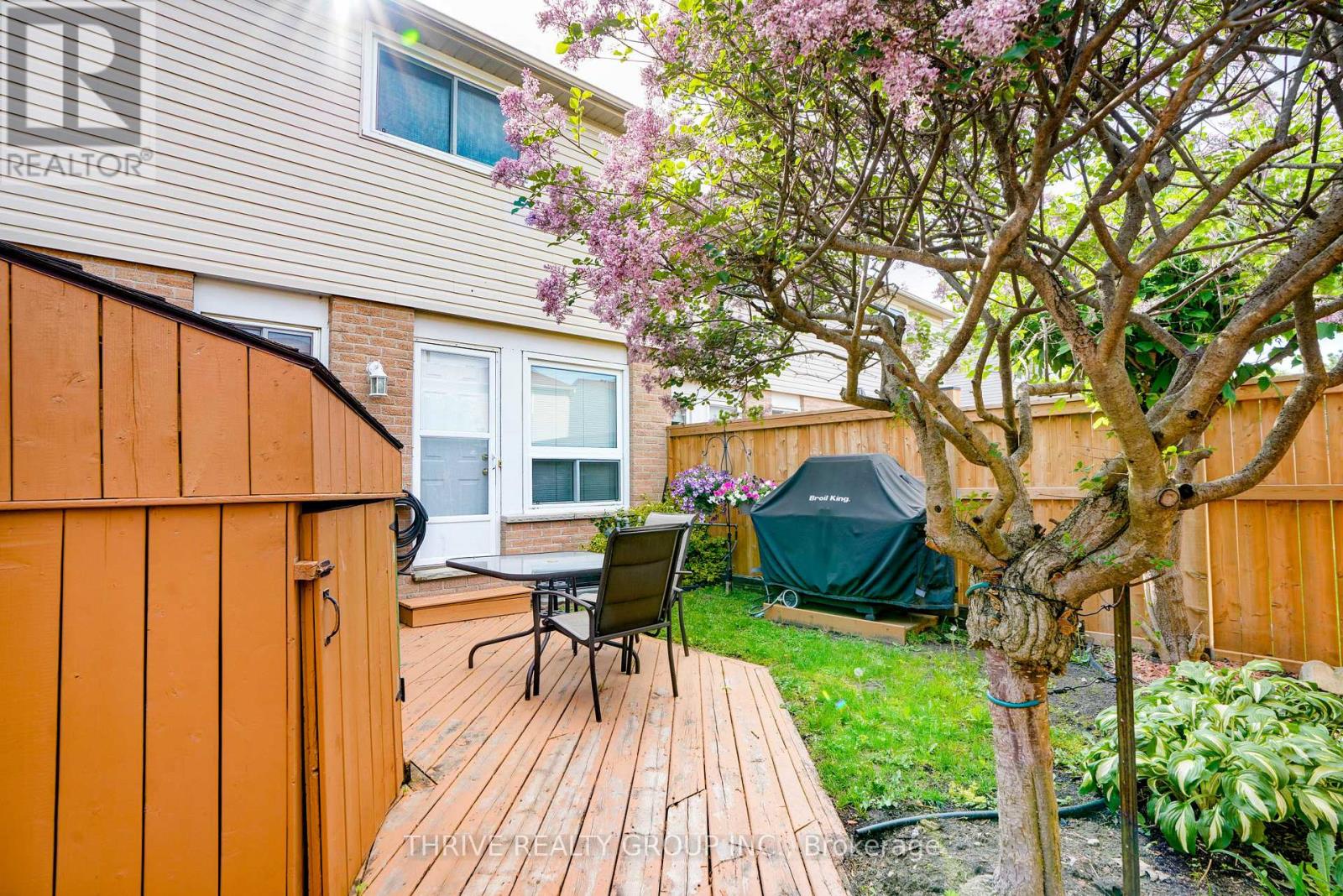 #12 210 CARLYLE DRIVE - 31