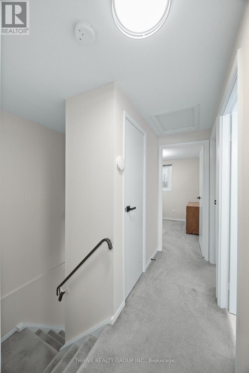 #12 210 CARLYLE DRIVE - 35
