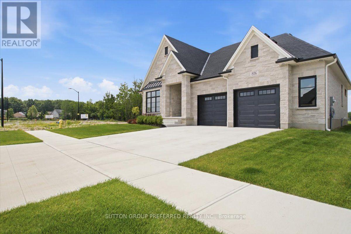 876 EAGLETRACE DRIVE - 3