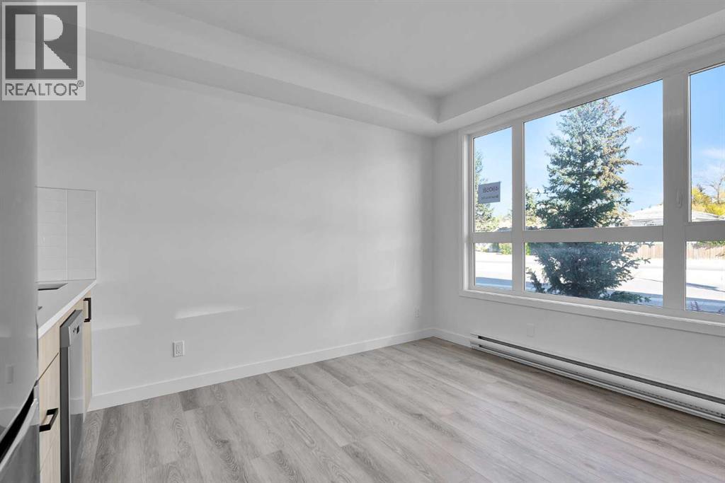 4905 Bowness Road NW - 21