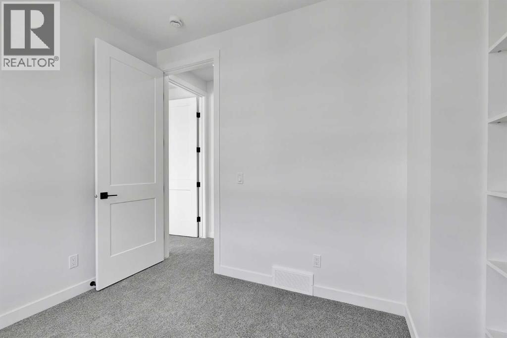 4903 Bowness Road NW - 16