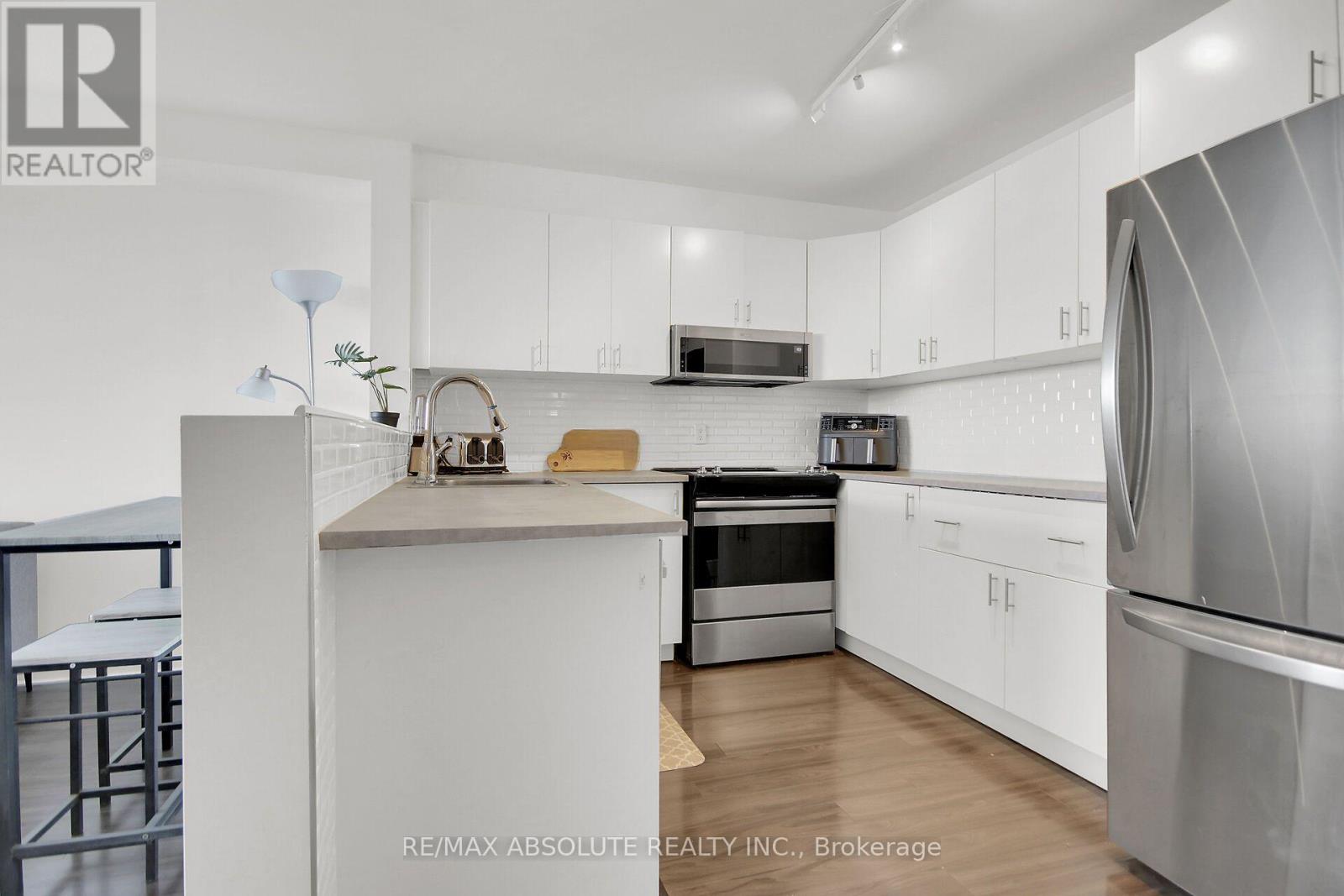 #1403 1380 PRINCE OF WALES DRIVE - 11