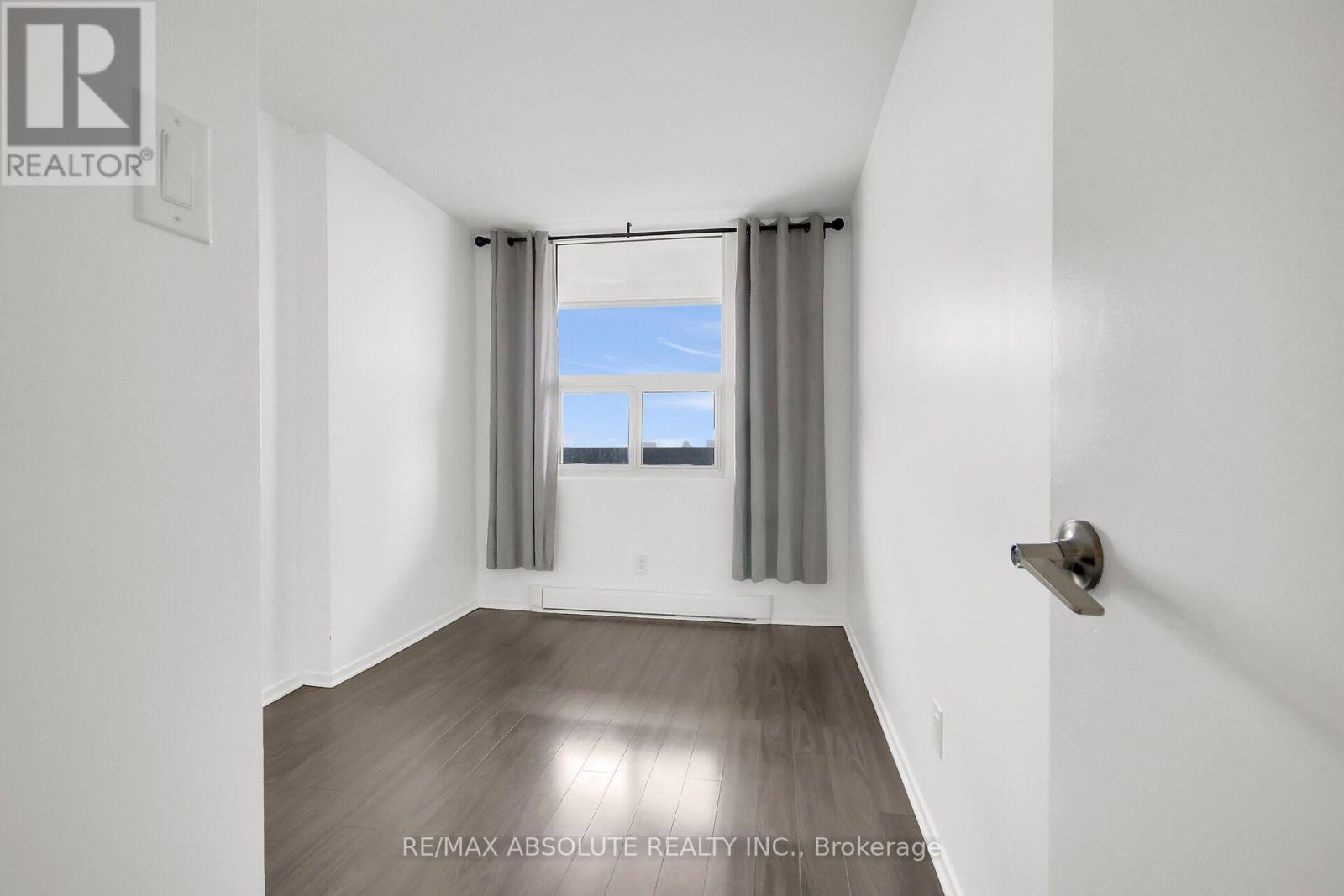 #1403 1380 PRINCE OF WALES DRIVE - 23